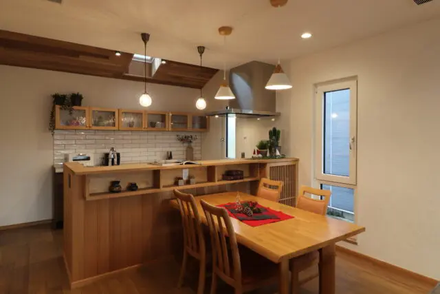 ナチュラルテイストのLDK｜盛岡市で高断熱高気密注文住宅を考えるなら大共ホームの画像