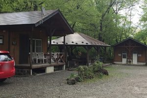建ち並ぶコテージの画像