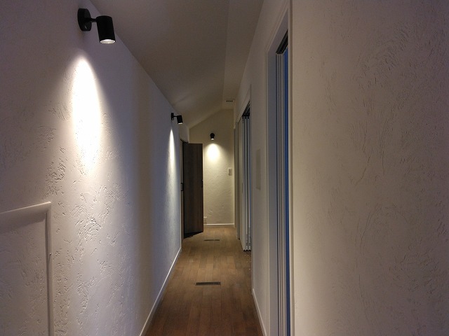 遠野　K様邸 2Fホール　ホテルのようなの画像