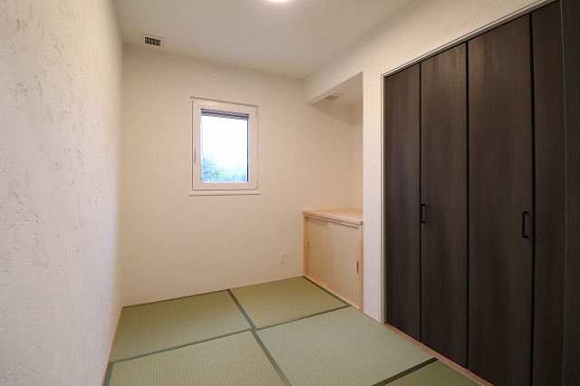 奥州市　3世帯住宅　和室の画像