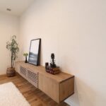 床から浮かした造作テレビボード｜盛岡市で造作家具が欲しいなら注文住宅の大共ホームの画像