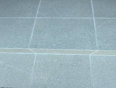 マット仕上げのタイルの画像