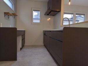 sites/6/2025/10/8-1-300x225.jpgの画像