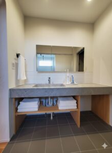 sites/6/2025/10/d73bc356bbde6a2d3954d2af323be923-219x300.jpgの画像