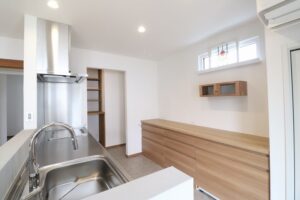 sites/6/2025/10/e6fb31877b66f30539fc19a9f53b9644-300x200.jpgの画像