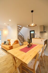 sites/6/2026/03/10-1-200x300.jpgの画像