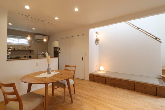 暖かみのあるLDK｜盛岡市で高断熱高気密注文住宅を考えるなら大共ホームの画像