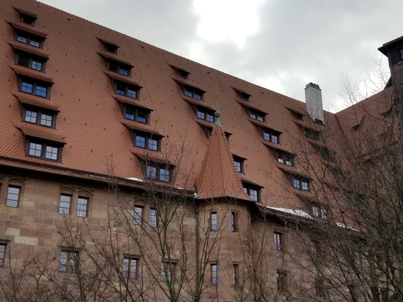 ドイツの大屋根の窓 (1)
