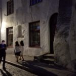 北欧の漆喰外壁の陰影の画像