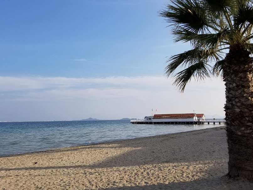 南欧の砂浜 (1)の画像