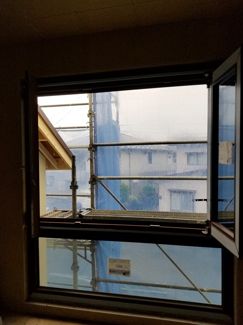 当社の全開する高窓(2)の画像