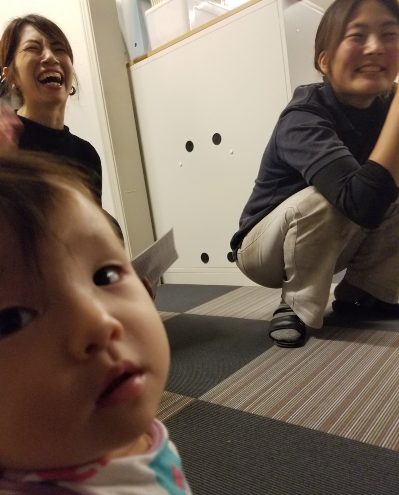 社内広場の画像