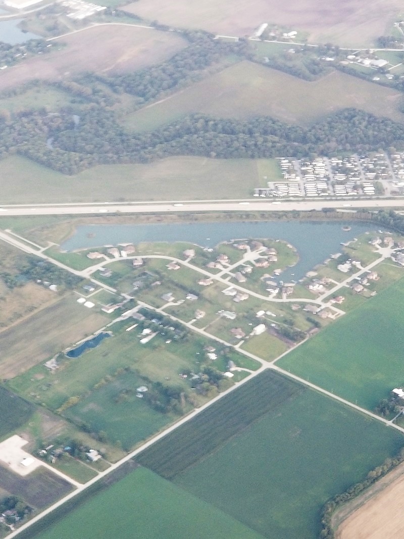 空からのアメリカの住宅地ほか(５)