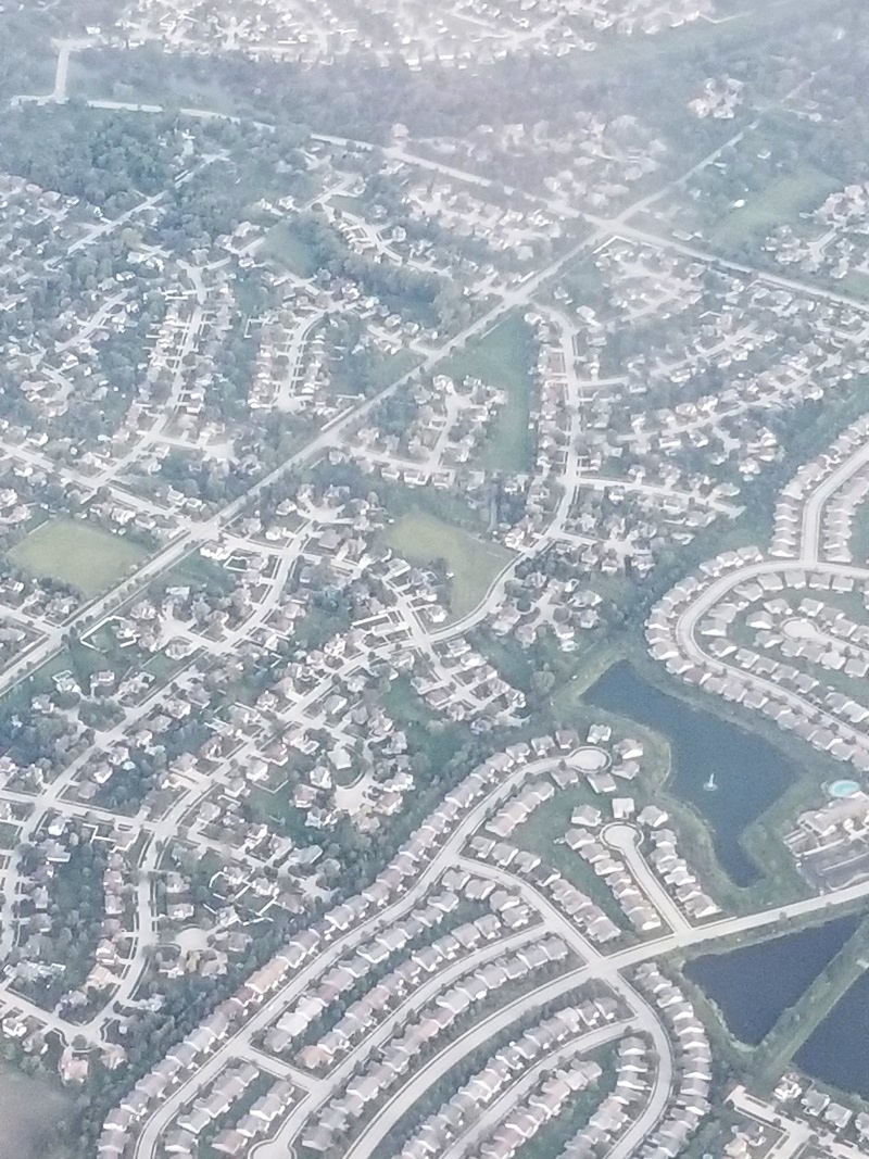 空からのアメリカの住宅地ほか(７)