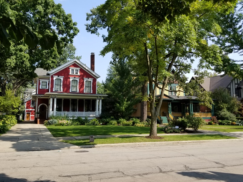 アメリカの住宅の外観 (8)