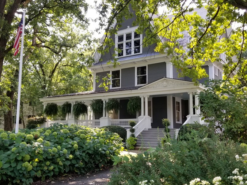 アメリカの住宅の外観 (4)の画像