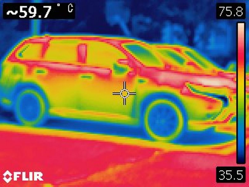 岩手猛暑日の車中温度1の画像