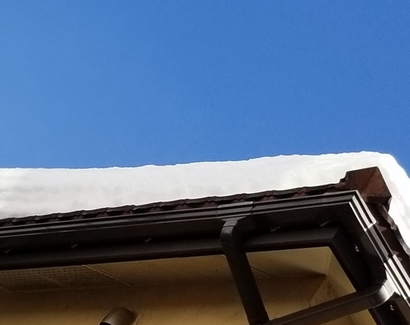 岩手で雪の落ちないつららもない屋根材