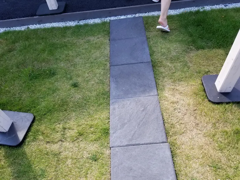 北欧住宅の外回り (1)の画像