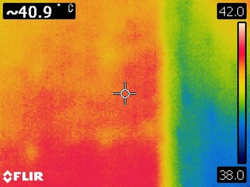 漆喰外壁の夏温度１ (2)の画像