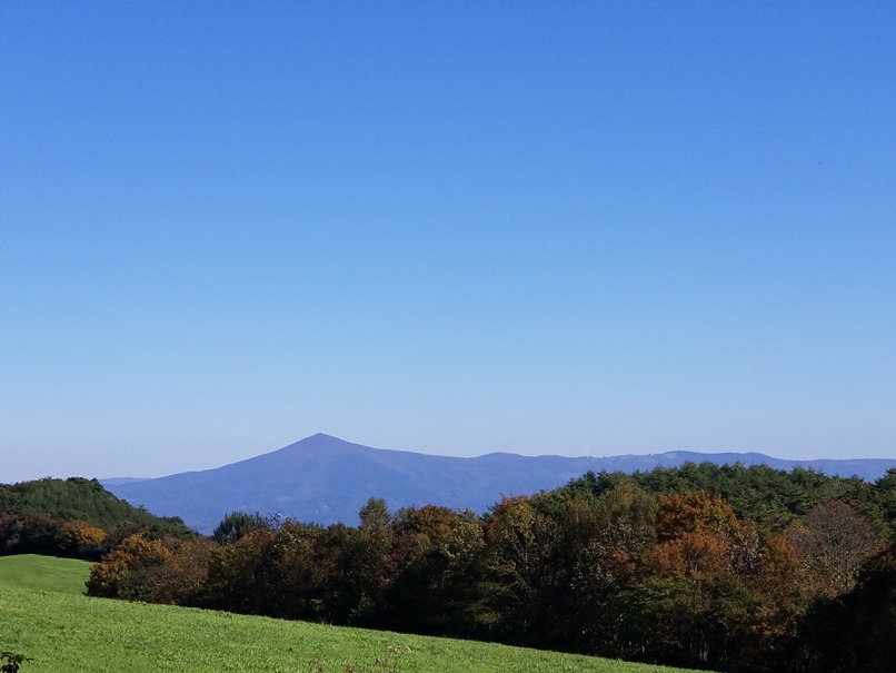 姫神山