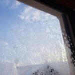 トリプルガラス外側に着氷 (2)の画像