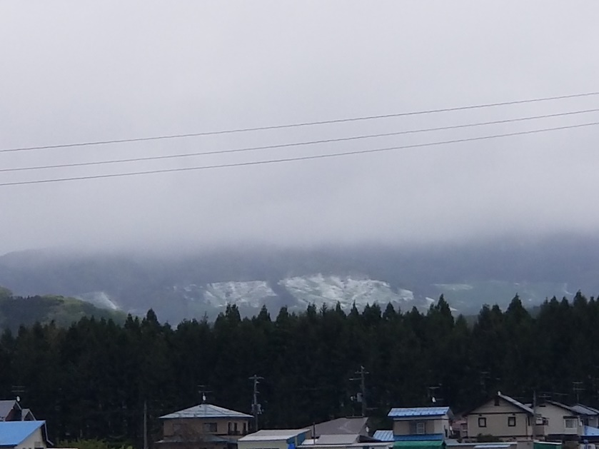 岩手は5月に冬？雪が・・の画像