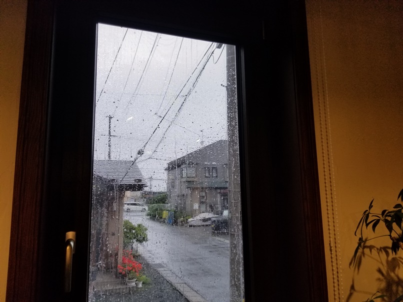 雨の日内倒し換気(2)の画像