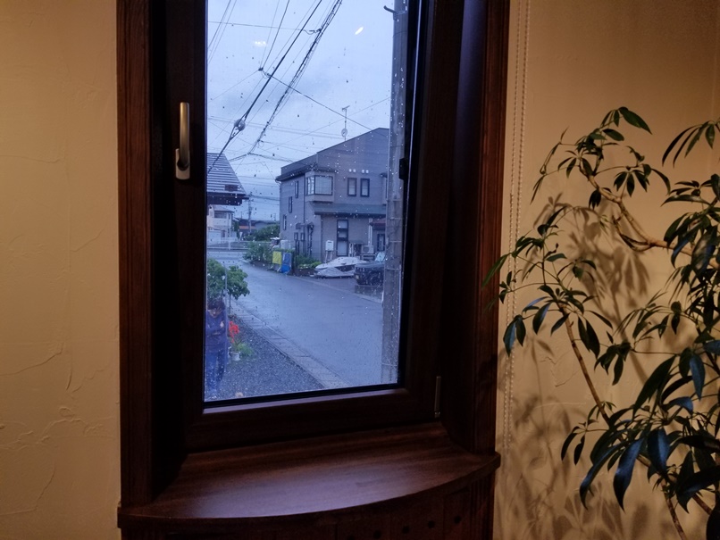 雨の日内倒し換気(4)の画像