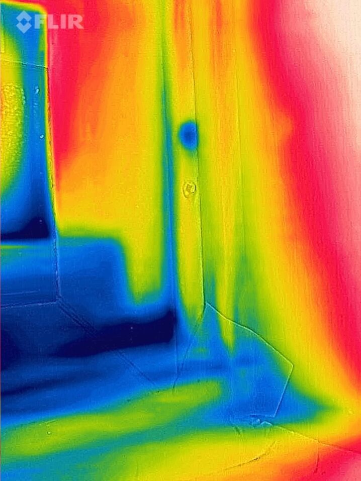 コールドドラフトによる冷えの画像