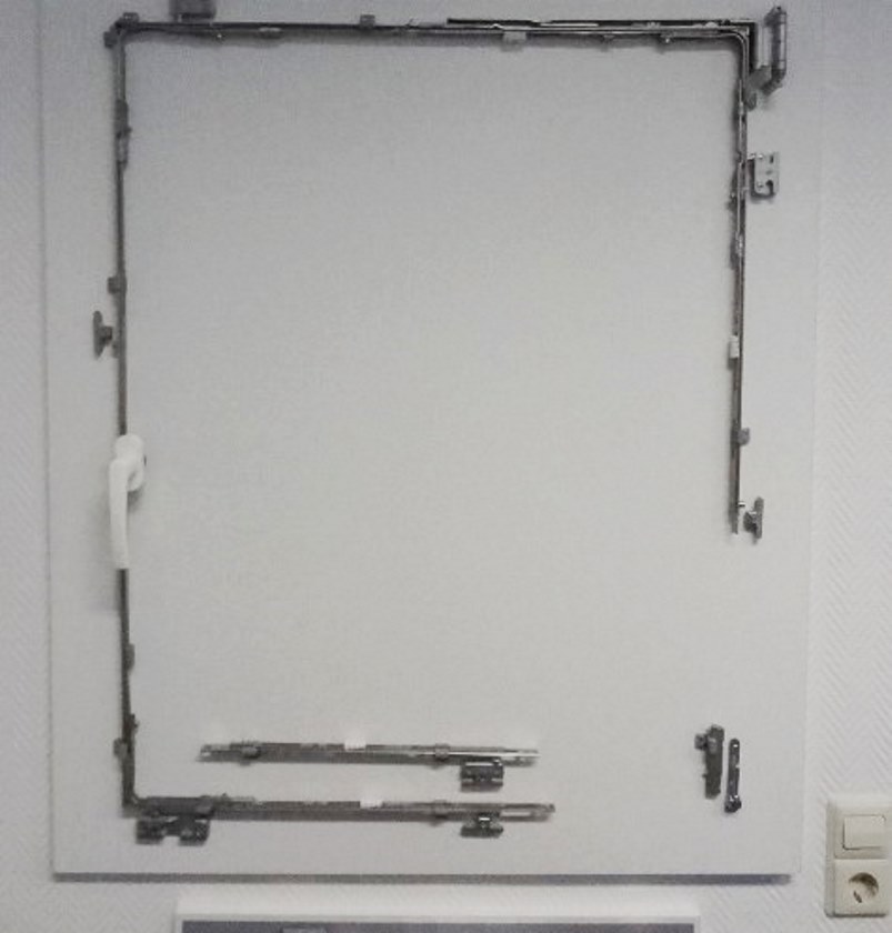 ドレーキップ窓のドイツの金具の画像