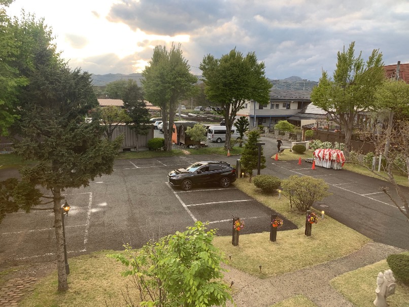 片付け後のいつもの駐車場の画像
