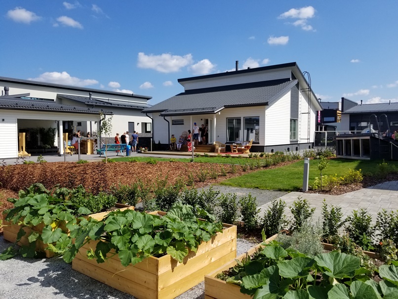 北欧の住宅展示場15 (16)隣地・隣家との関係性の画像