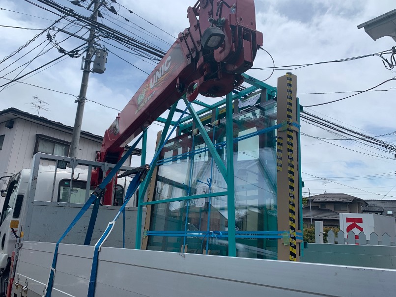 大きな窓用ガラス別途現場搬入の画像