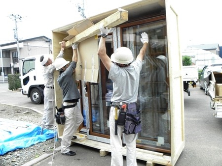 輸入サッシの画像
