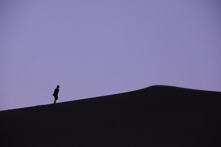 砂漠の日没 (2)