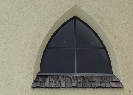 北欧の家の窓 (1)