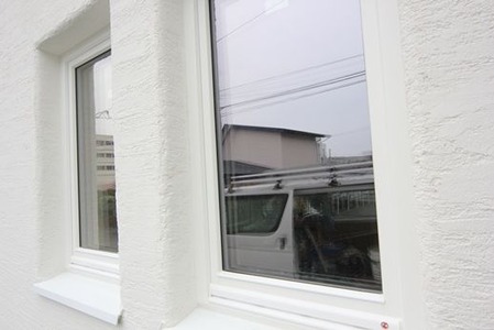 断熱住宅の窓ガラス (2)