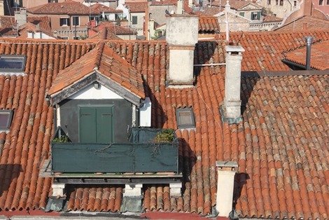 屋根上のバルコニー (4)