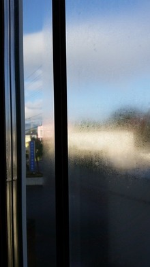 窓の結露(1)の画像