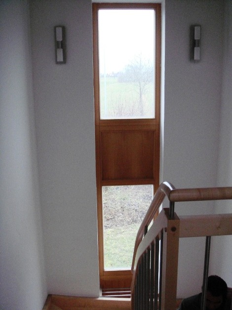 北欧の通し窓と階段 (2)