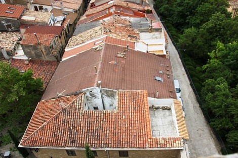 南欧の家の屋根瓦(3)