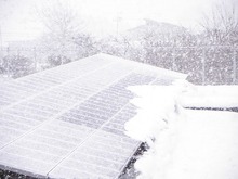 太陽光と雪 (1)の画像