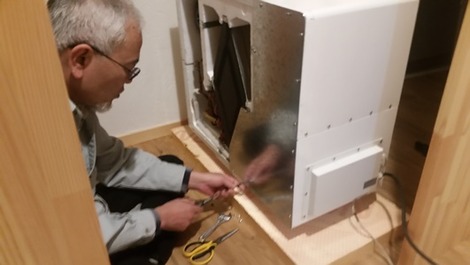試作機器の調整の画像
