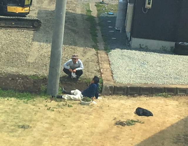 飼育員さんと大共シャンシャン