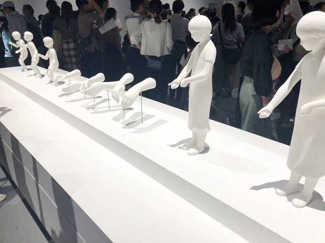 アンドゥトロワの画像