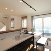 回遊動線の家｜キッチンダイニング｜盛岡市で高断熱高気密注文住宅を考えるなら大共ホームの画像