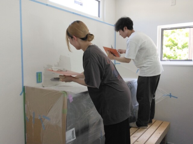 スタンプ漆喰｜盛岡で高断熱新築一戸建てを考えるなら大共ホームの画像