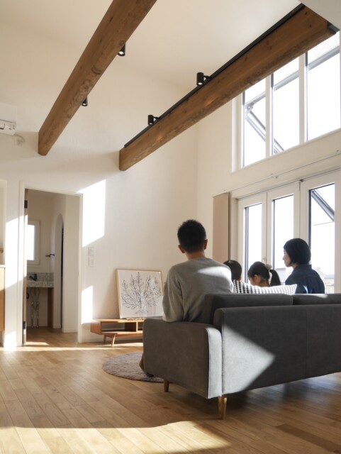 フォールディングドアのあるLDK|盛岡市で高断熱新築一戸建てを考えるなら大共ホームの画像