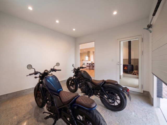 バイクガレージ｜岩手県で高断熱新築一戸建てを考えるなら大共ホームの画像